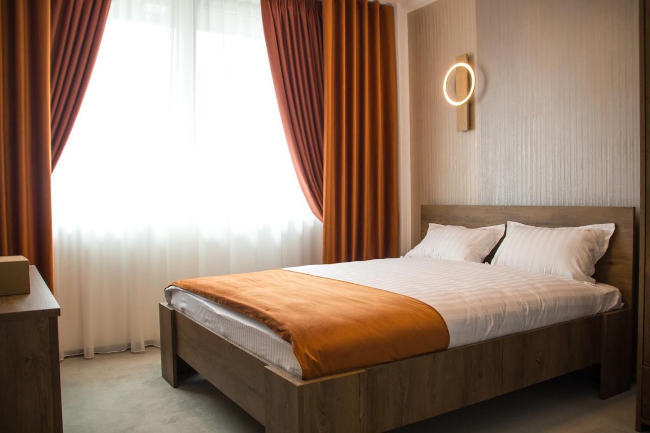 Hotel Angel Sofia Fălticeni Екстериор снимка