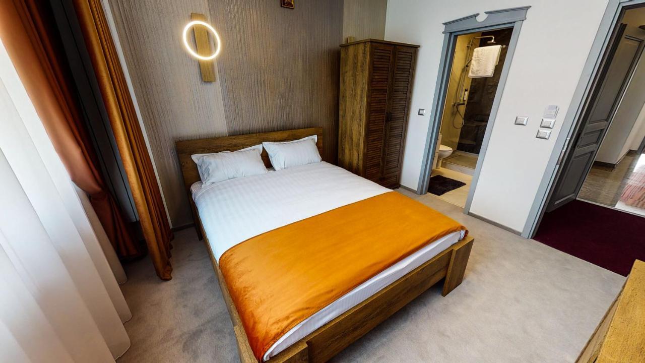 Hotel Angel Sofia Fălticeni Екстериор снимка