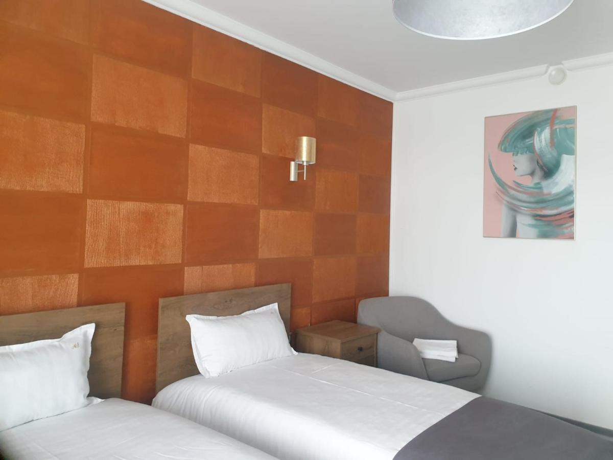 Hotel Angel Sofia Fălticeni Екстериор снимка